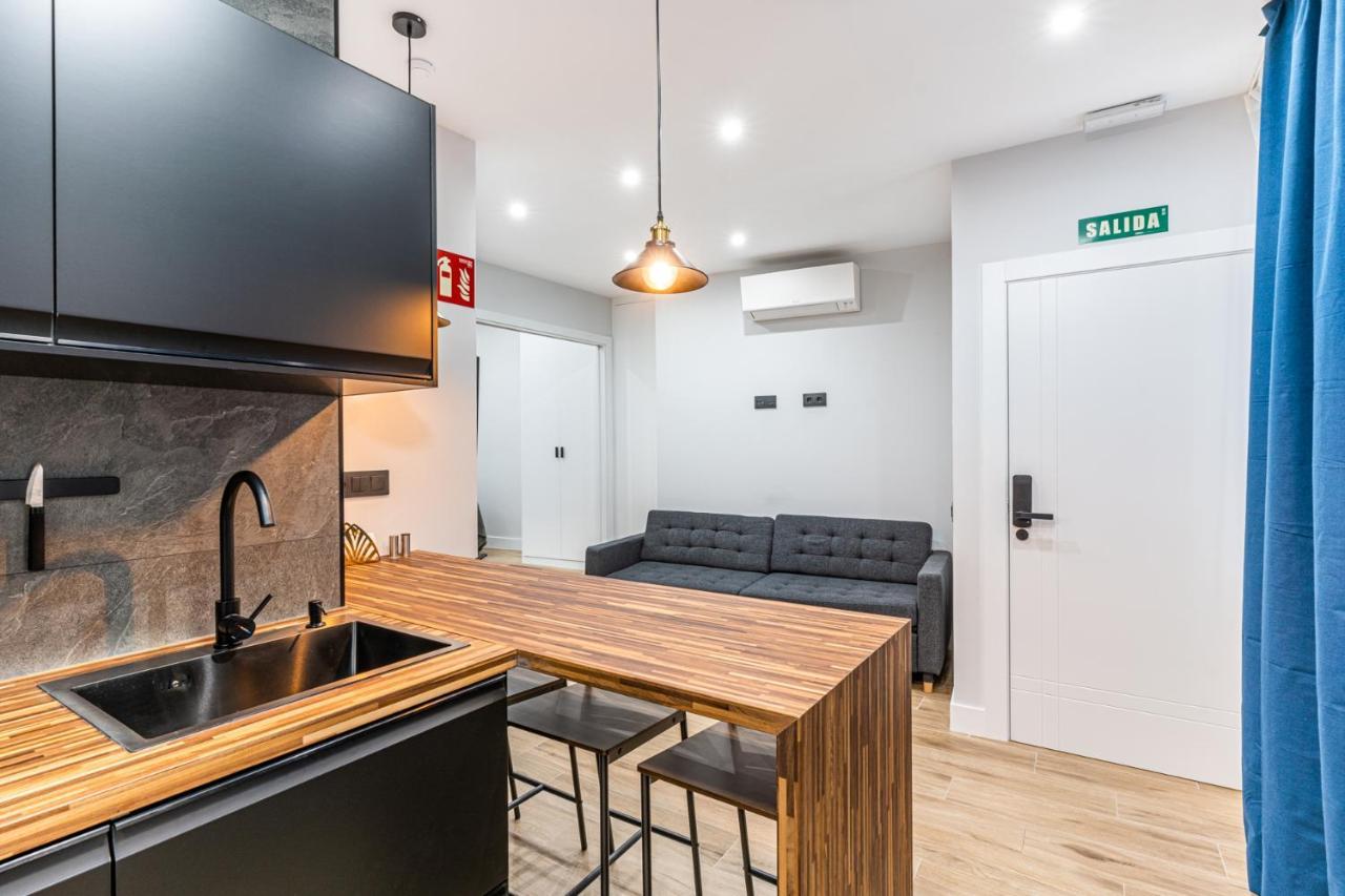 Vr Latina Apartments マドリード エクステリア 写真
