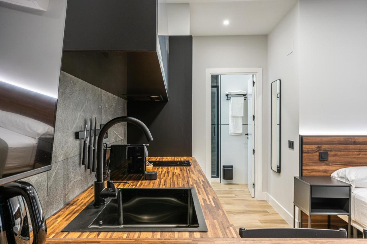 Vr Latina Apartments マドリード エクステリア 写真